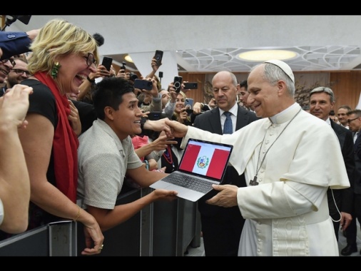 Il Papa, per la pace dico ai responsabili, 'negoziamo'