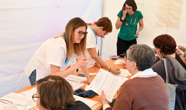 L’iniziativa in piazza Monte Grappa (foto Blitz)