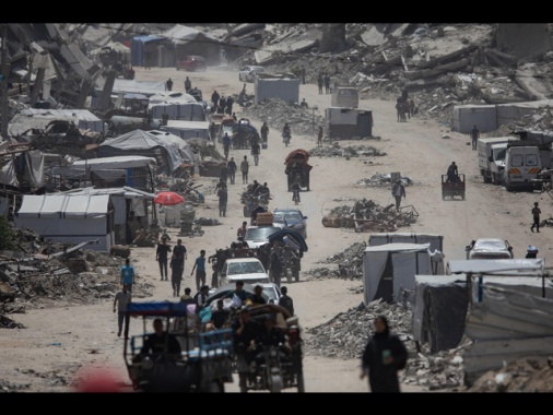 Media, '125 morti nei raid dell'Idf nella notte a Gaza'