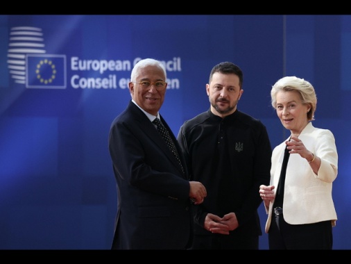 Von der Leyen, 'al lavoro su nuove sanzioni dure a Mosca'