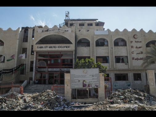 Mezzaluna Rossa, nessun aiuto ancora ai residenti di Gaza