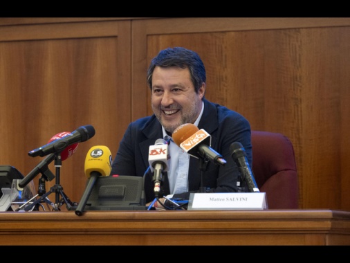Lega contro Merz per le armi a Kiev, avvicina la guerra mondiale