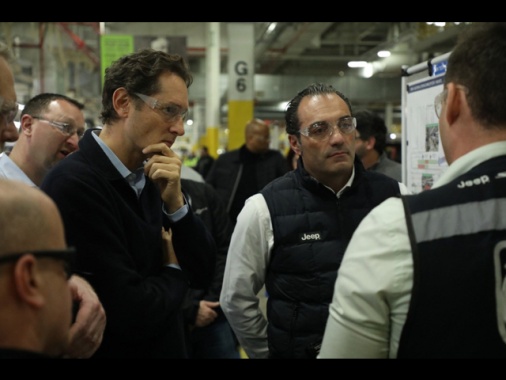 Filosa a Mirafiori, iniziato il tour nelle fabbriche Stellantis