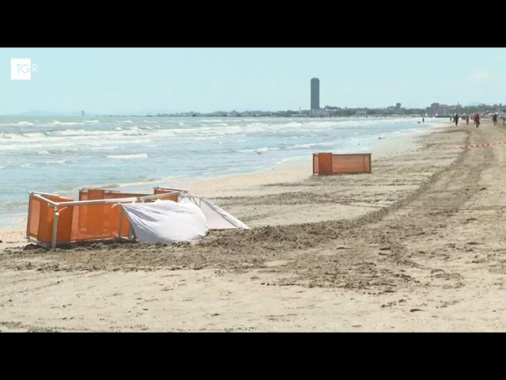 Investì la turista con una ruspa, positivo alla cocaina