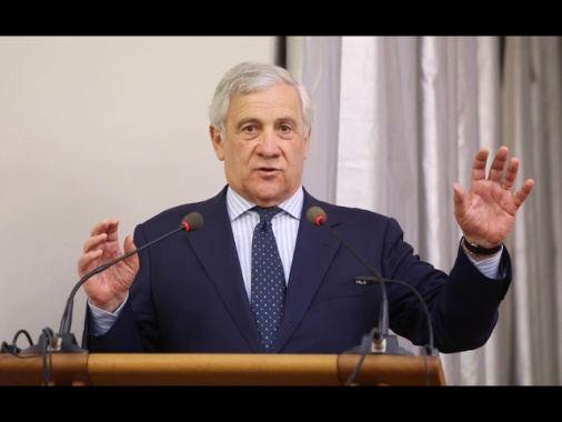 Tajani, insieme a Adam accoglieremo anche la madre