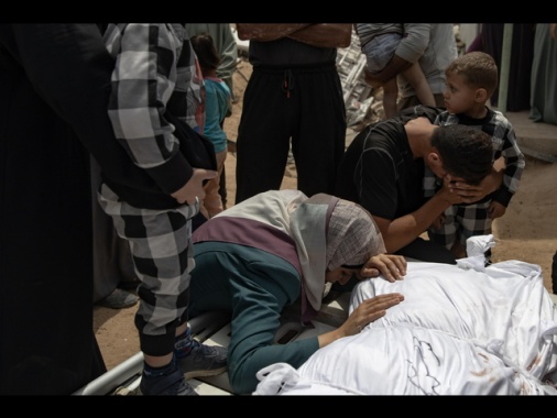 Al Jazeera, 'raid su ospedale al-Ahli a Gaza, 4 morti'