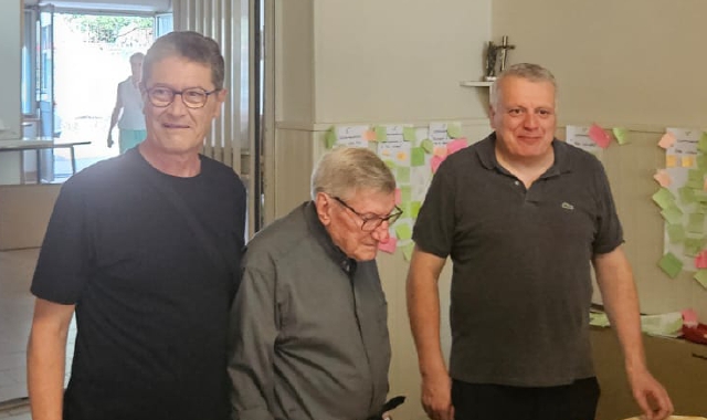 A sinistra, don Angelo Sutera e, a destra, don Cesare Zuccato (foto Redazione)