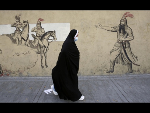Blitz hacker su tv Stato Iran,appelli a scendere in piazza