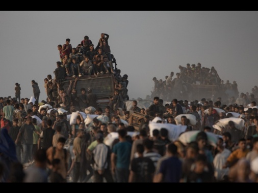 Hamas, 'attacchi israeliani a Gaza, 69 morti in 24 ore'