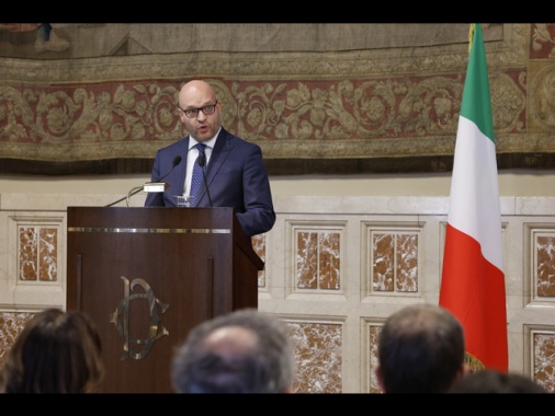 Fontana, preoccupa l'aggravamento della crisi Israele-Iran