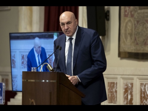 Sondaggio, quasi un italiano su due pronto ad arruolarsi