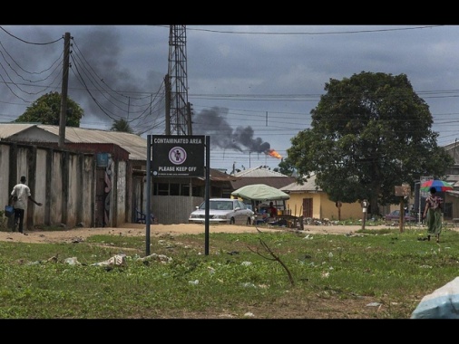 Autorità nigeriana fa causa alla Shell, chiede 12 miliardi