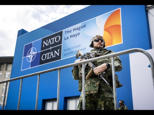 Fonti Nato, 'nessuna deroga per la Spagna'