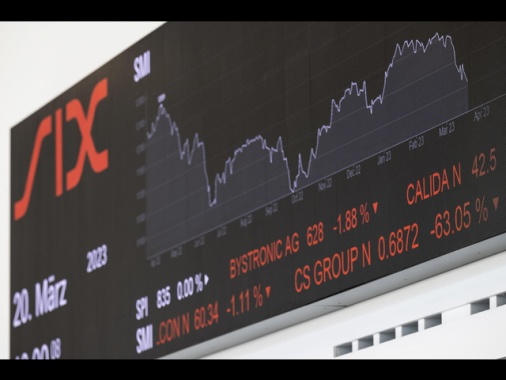 Borsa: Europa debole in chiusura, Parigi -0,69%, Londra -0,19%