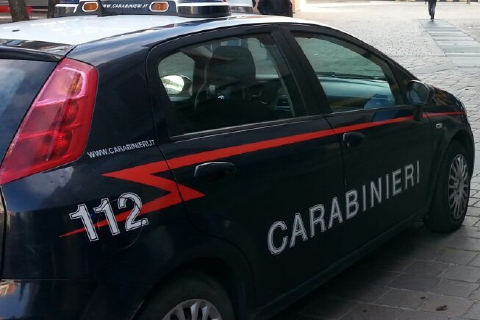 Rubano metallo per 30mila euro: in manette