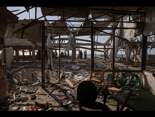 Sale a 39 morti il bilancio del raid sull'internet cafè di Gaza