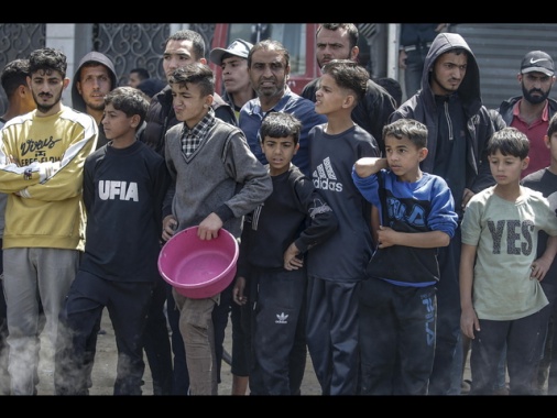 Media, con caldo e poca acqua situazione disperata a Gaza