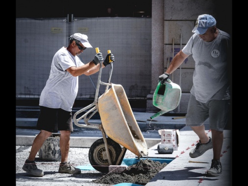 Operaio si accascia e muore in un cantiere nel Frusinate