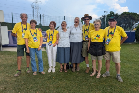 Softball, a Caronno il tifo di suor Valeria