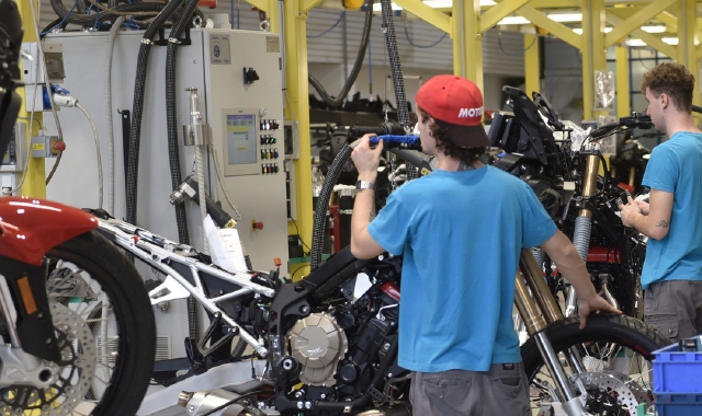 MV Agusta è salva. E corre da sola