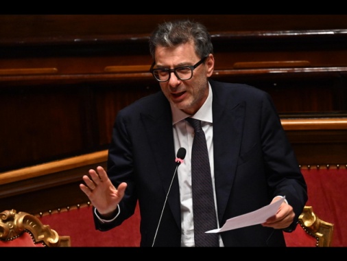 Giorgetti, avviato confronto per uscire da deficit eccessivo