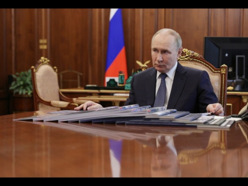 'Putin pressa Iran, accetti intesa su arricchimento zero'