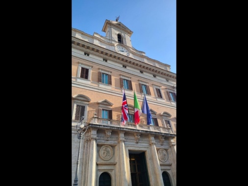 Resta taglio vitalizi, respinto ricorso 800 ex deputati