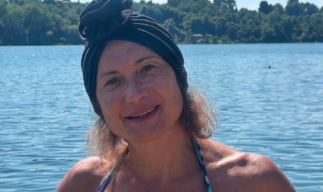 Vladimir Luxuria, ieri sul lago di Monate,  sarà tra i protagonisti del Varese Pride di oggi