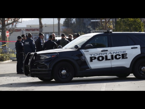 Veicolo contro la folla a Los Angeles, più di 20 feriti