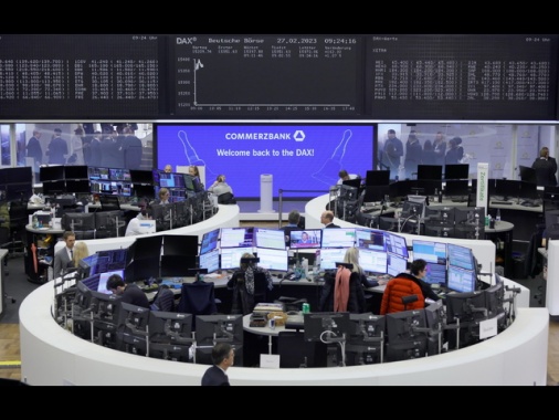 Borsa: Europa sale con Fmi e Wall Street, a Milano rally Iveco