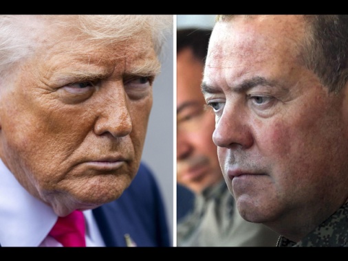 Trump, 'sottomarini atomici per minaccia inappropriata russa'