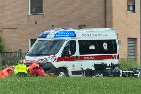 Venegono: scontro auto-moto sulla Varesina