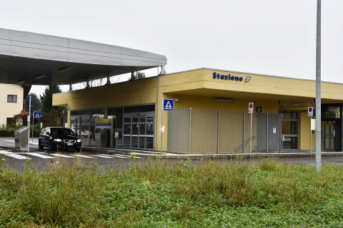 Bus per i frontalieri da Malnate a Gaggiolo