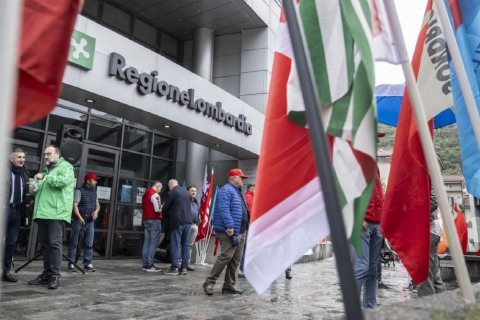 Frontalieri e tassa sulla salute: settembre decisivo