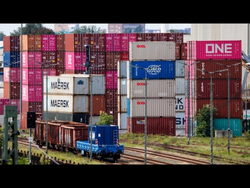 Ue, 'investimenti promessi agli Usa non sono vincolanti'