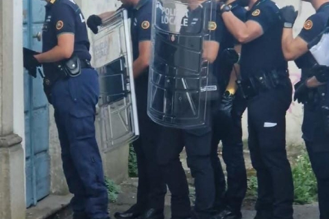 Gallarate: blitz della Polizia locale, sgomberato edificio