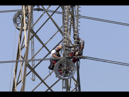 Gme, prezzo medio elettricità a 107,94 euro al MWh