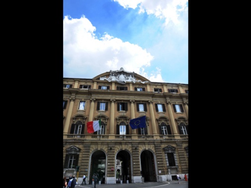 Lo spread Btp-Bund tedeschi chiude in calo a 77,1 punti