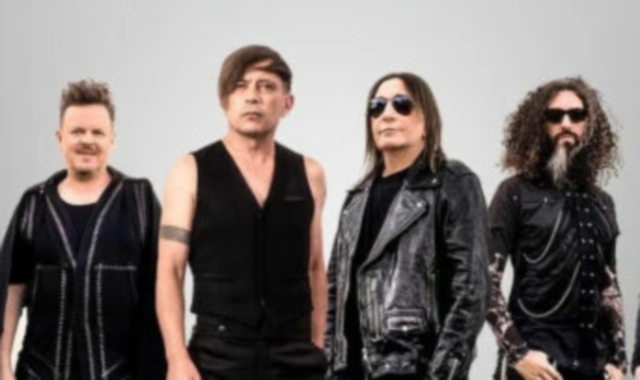 Il gruppo indie russo dei Bi-2 reinterpreta i più grandi successi