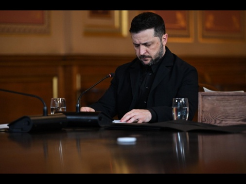 Zelensky, 'l'accerchiamento a Kupyansk è una menzogna'