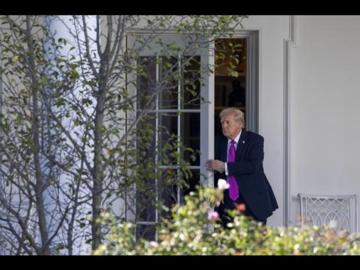 Casa Bianca limita l'accesso dei reporter nella West Wing