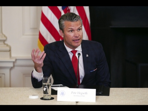 Caraibi: tre narcotrafficanti uccisi in attacco aereo Usa