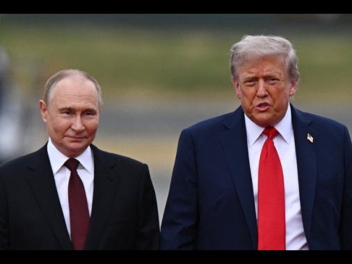 Mosca: Non urgente vertice Putin-Trump, lavorare su Ucraina
