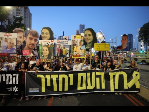 Media, uno dei corpi è del colonnello israeliano Hamami