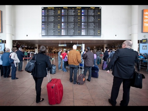 Drone sullo scalo di Bruxelles, sospeso il traffico aereo