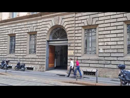 Nuovo intervento Consob su siti con cloni di Meloni e Giorgetti