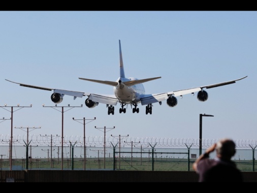 Oltre 1.600 voli cancellati oggi negli Usa per lo shutdown