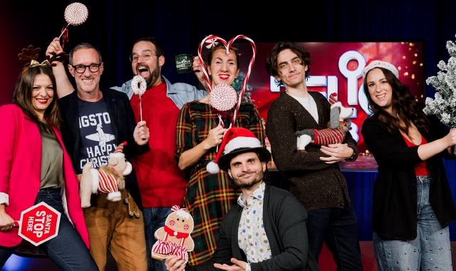 Zelig e gli auguri di Natale tra le risate