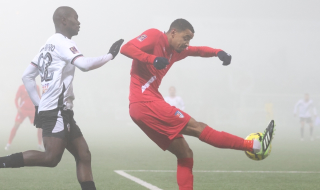 Niente da fare per la Pro Patria nella nebbia del “Piola”: la Pro Vercelli vince di misura e condanna i tigrotti al quinto tonfo consecutivo  (fotoservizio Italiamedia)