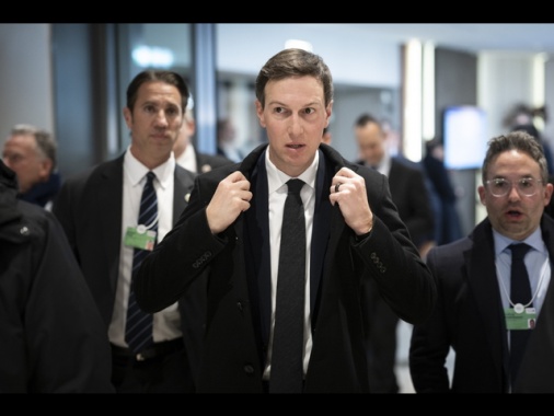 Kushner a Davos mostra le mappe per la 'nuova Gaza'